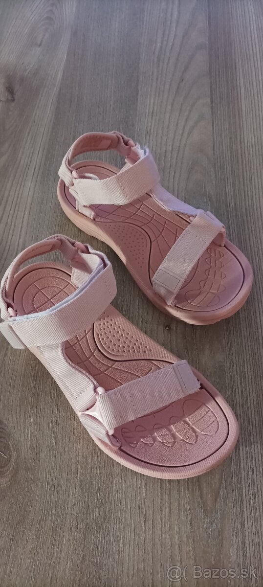 Sandále 37 - 2