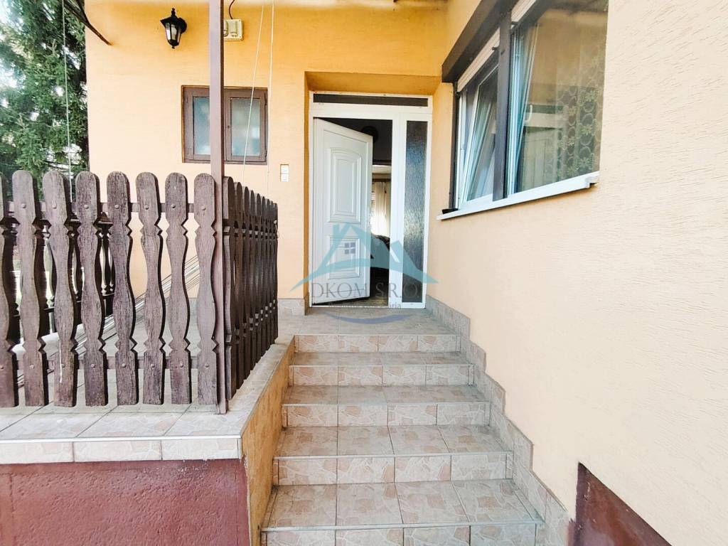 Na predaj samostatný rodinný dom v Ipolyveci vo veľmi dobrom - 2