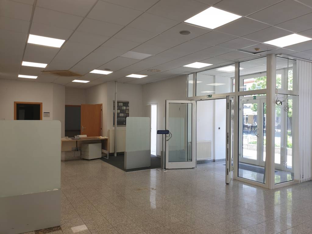 Nová, lepšia cena Obchodný priestor v centre. Lichnerova - 2