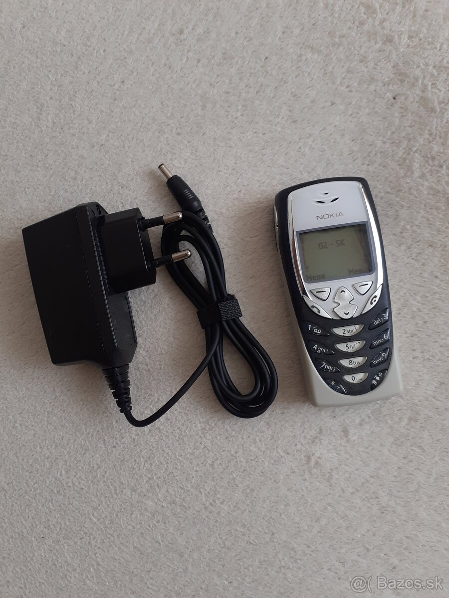 NOKIA 8310 - 2