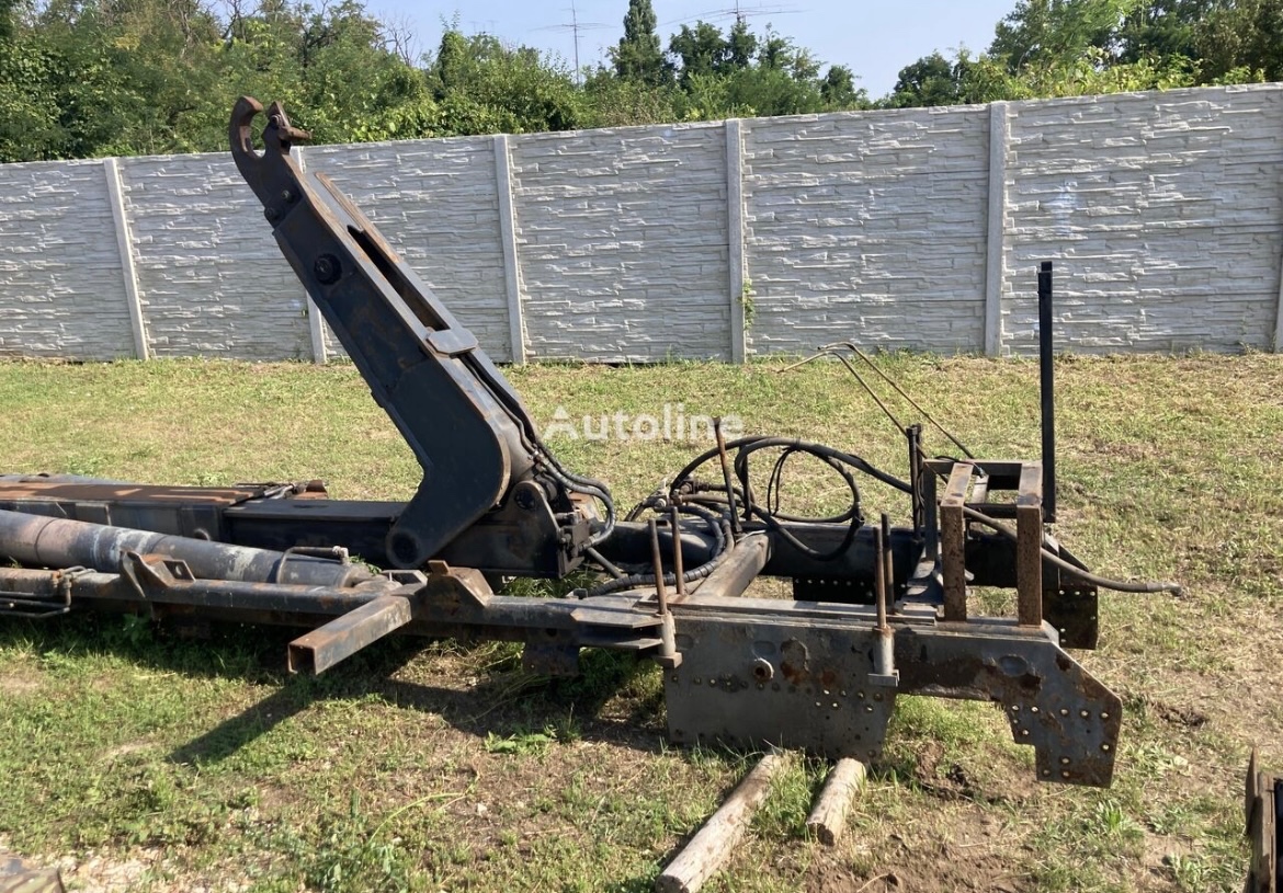 Nadstavba Hakovy nosič s miestom na HR - 2