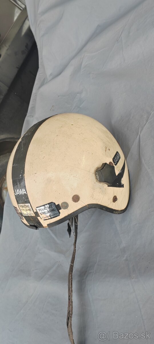 Retro prilba - 2