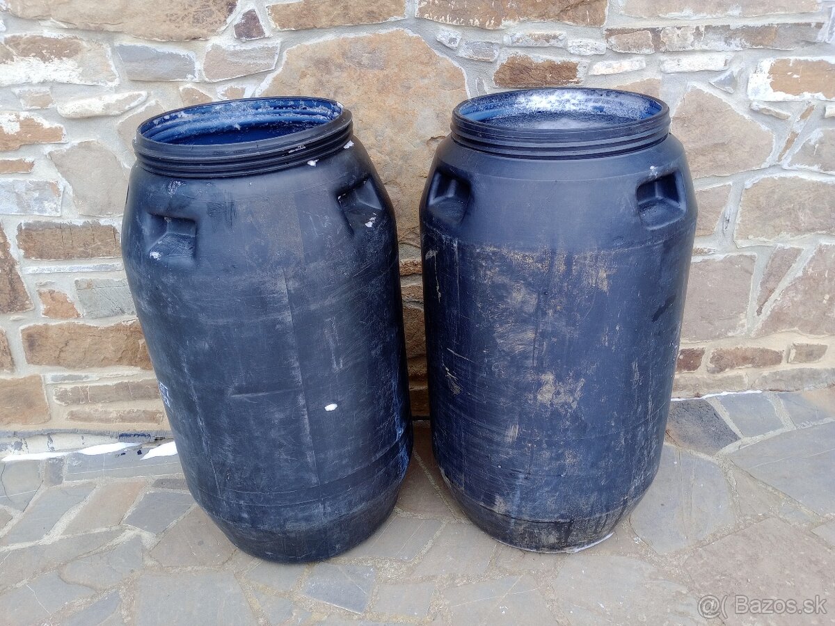 Plastové súdy 230L - 2