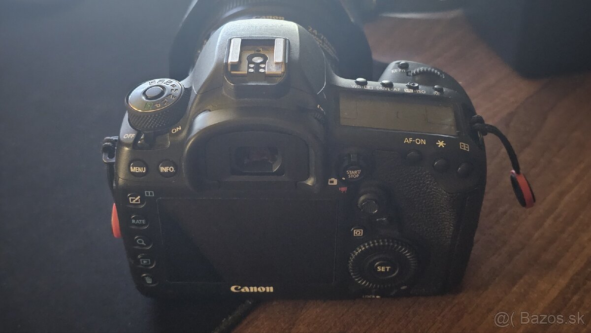 Canon EOS 5D Mark IV - 2