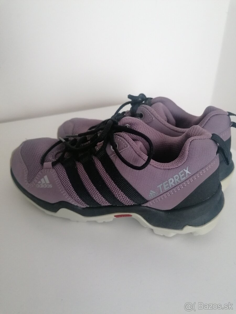 Adidas turistická obuv č. 33 - 2