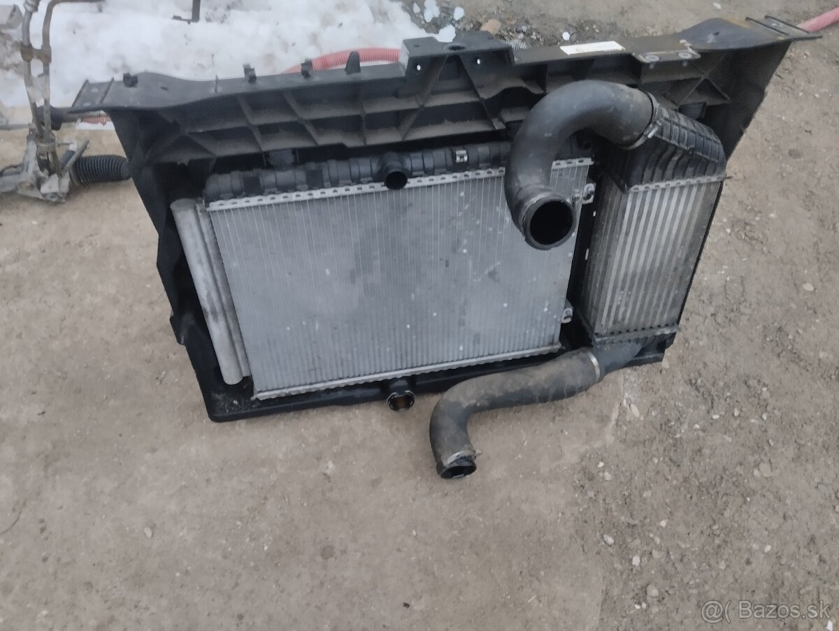 Chladičova stena Citroen C8 - 2
