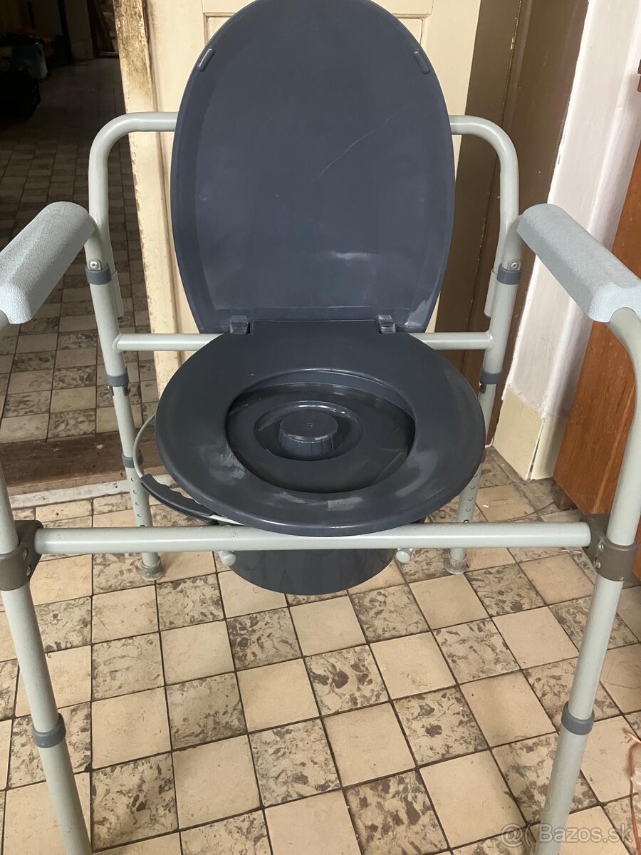 Toaletné kreslo - 2