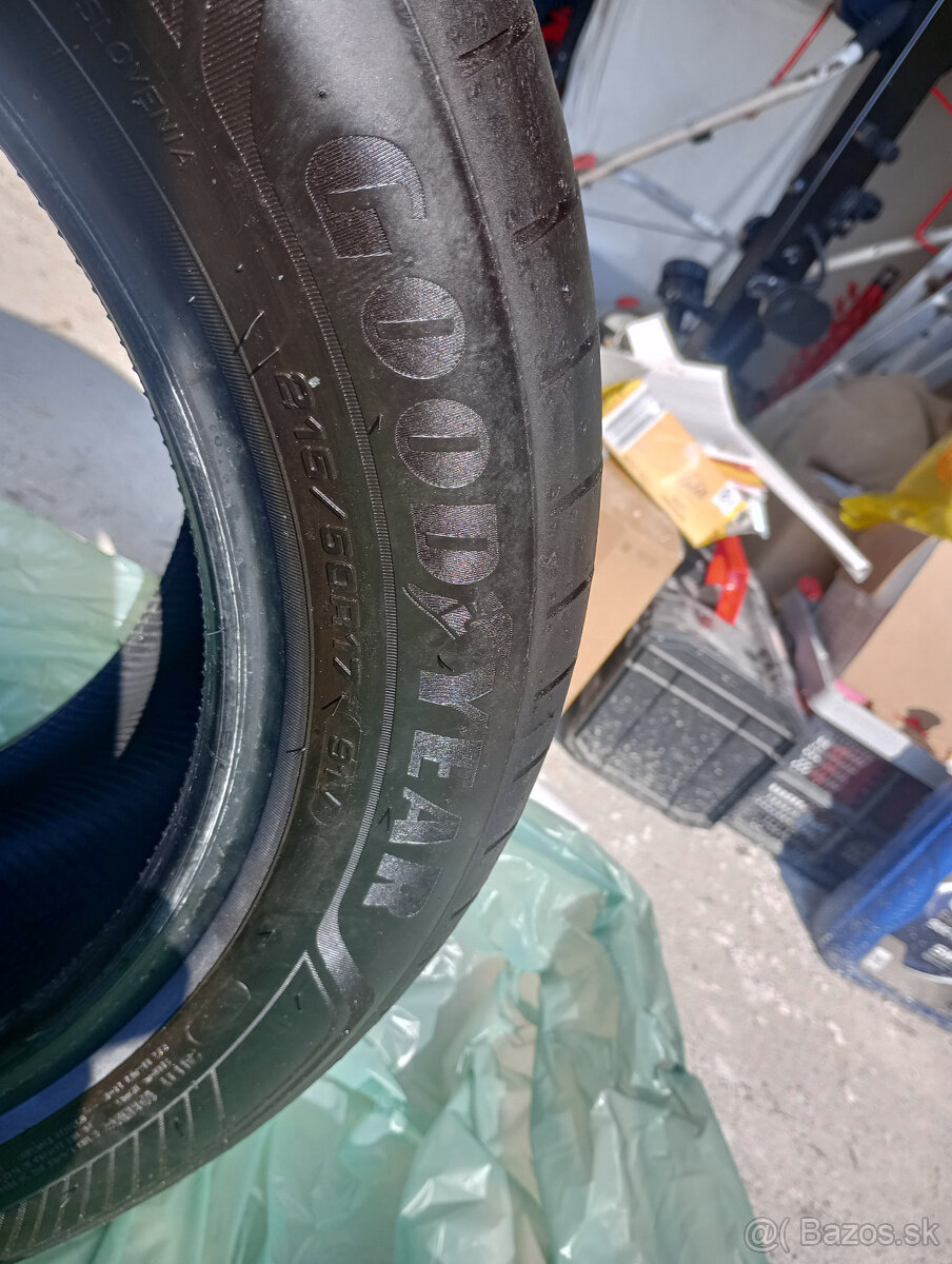 Goodyear EfficientGrip Performance 215/50 R17 91V - 2
