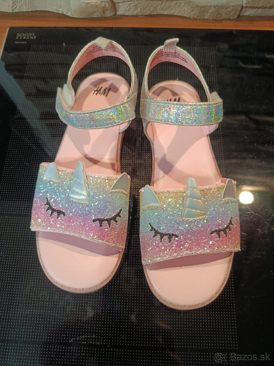 Sandálky HM č.32 - nové - 2