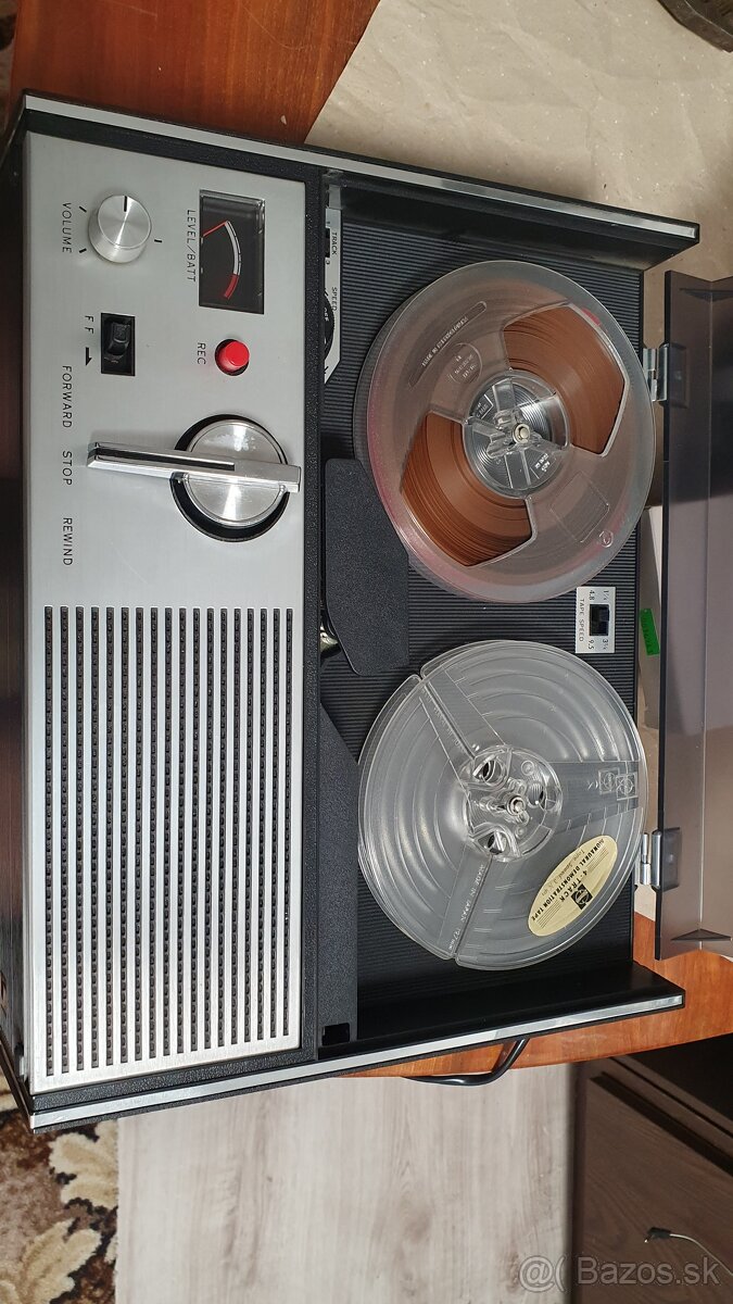National RQ-504S-4 Track Solid State Tape Recorder - 2