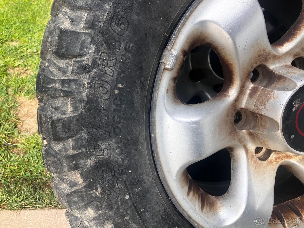 Kolesa R16 na Opel Frontera - 2