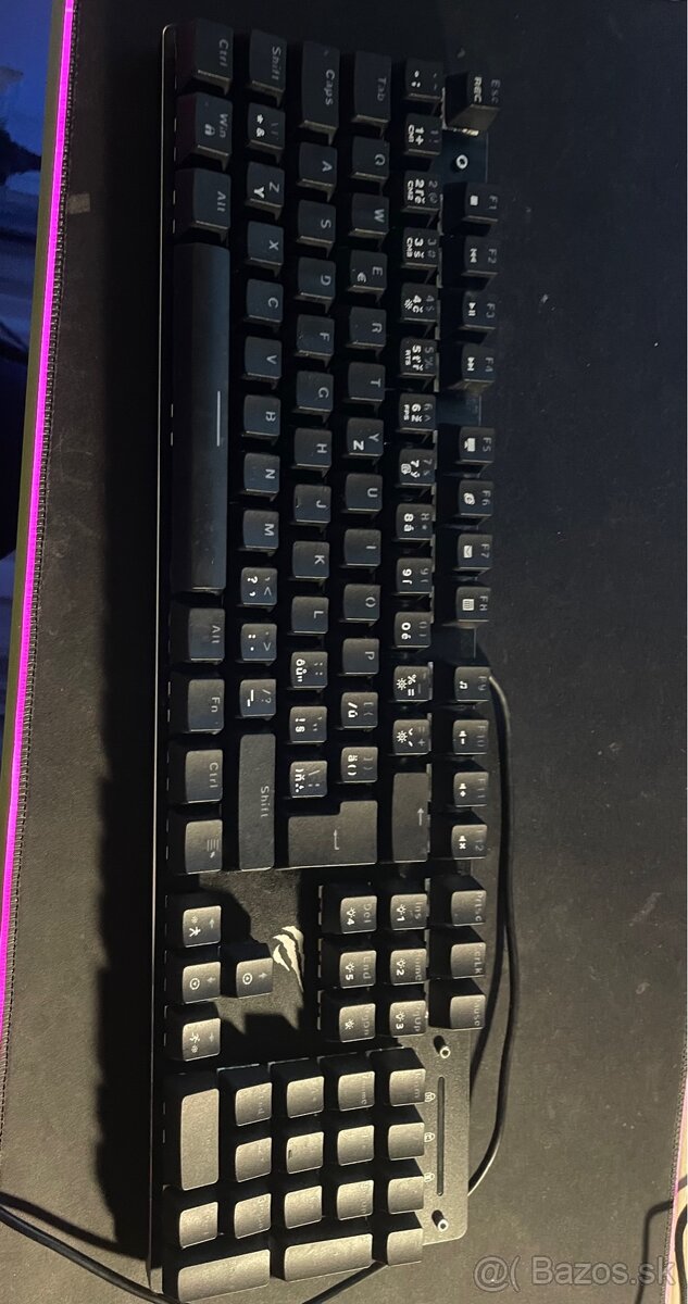 Havit Gamenote KB863CM – herná klávesnica s RGB podsvietením - 2