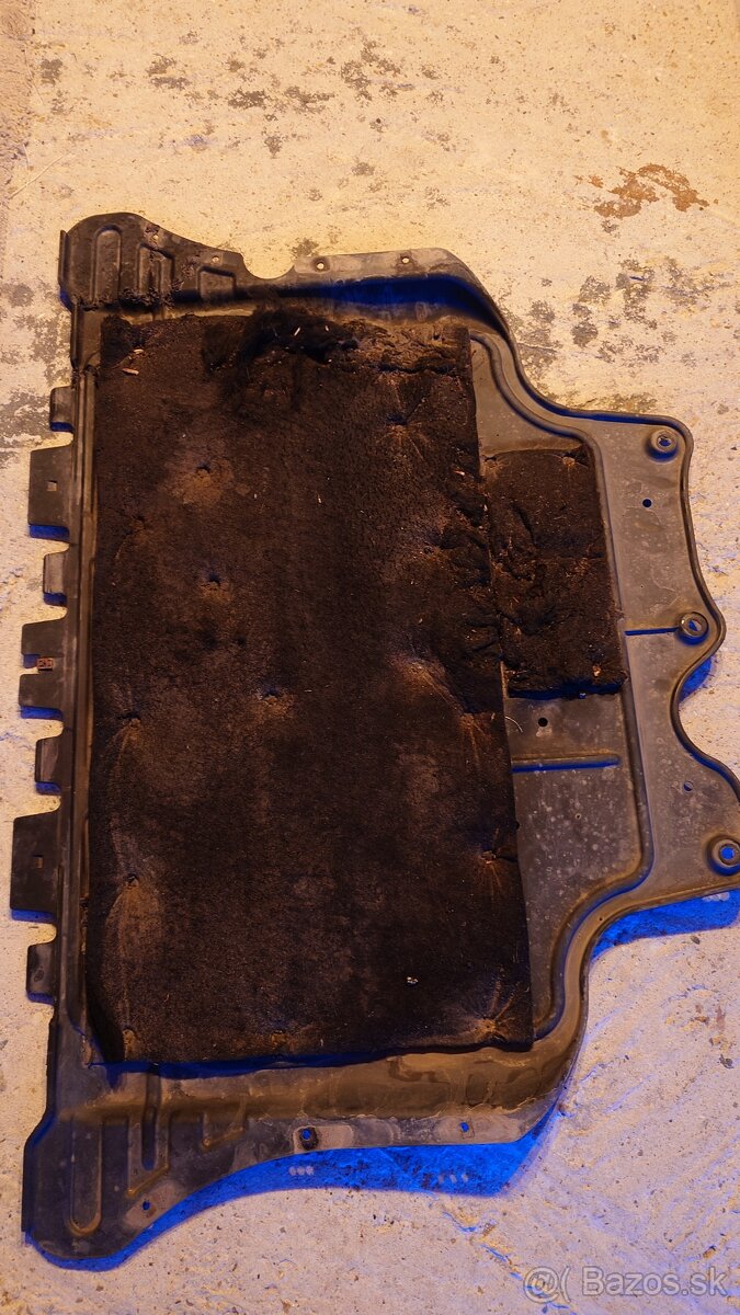 Spodný kryt motora Škoda Octavia 3 - 2