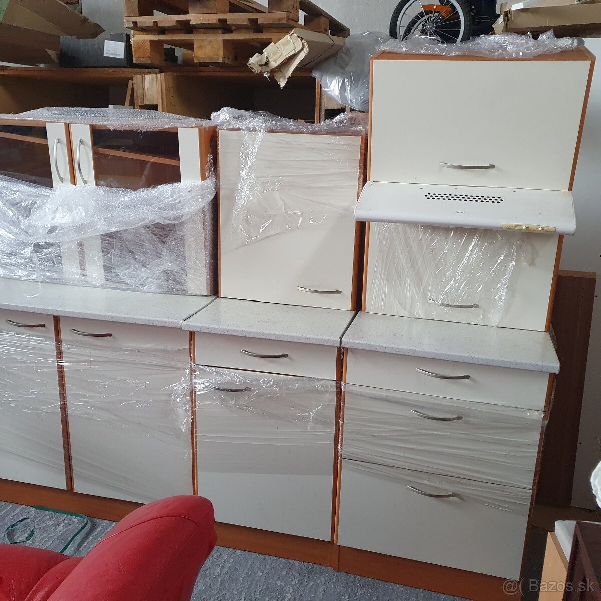 Predám kuchynskú linku - 2