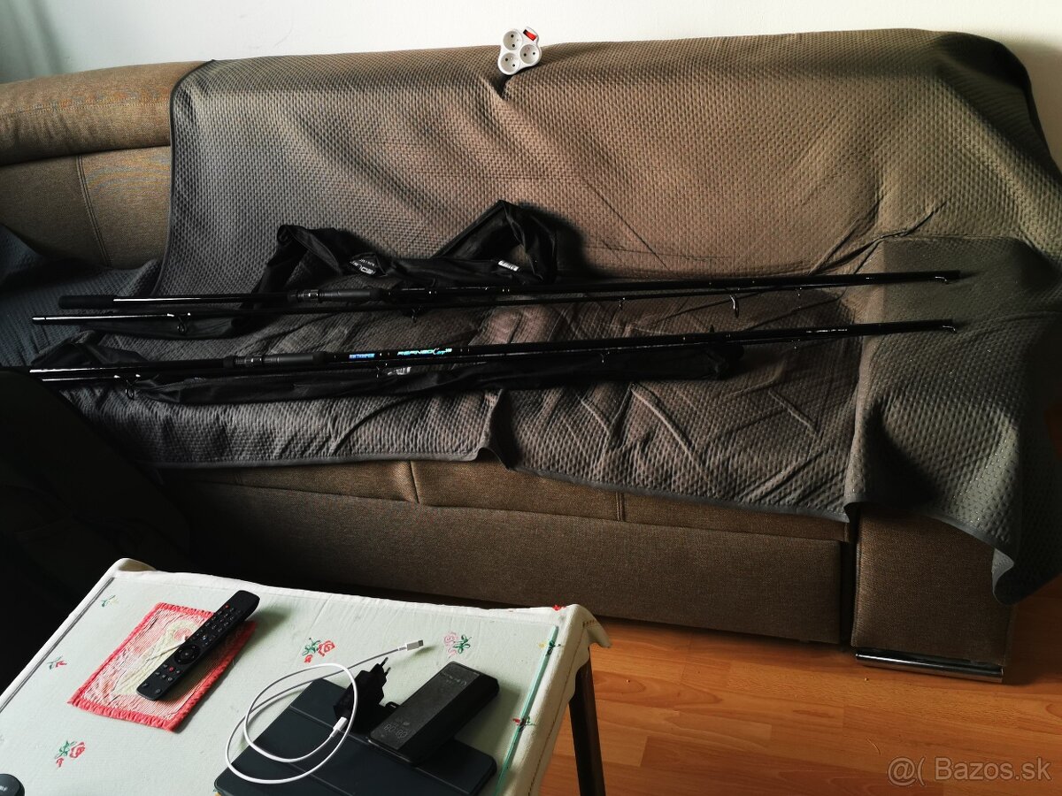 predám nové ,nepoužité udice aj s vakom - 2