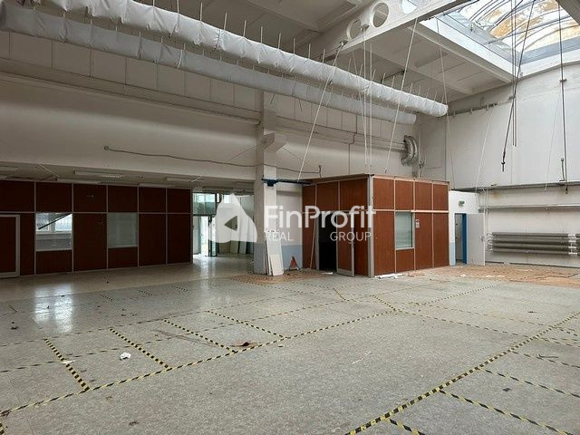 Vykurovaný skladový priestor 550 m2 na Púchovskej ul. - 2