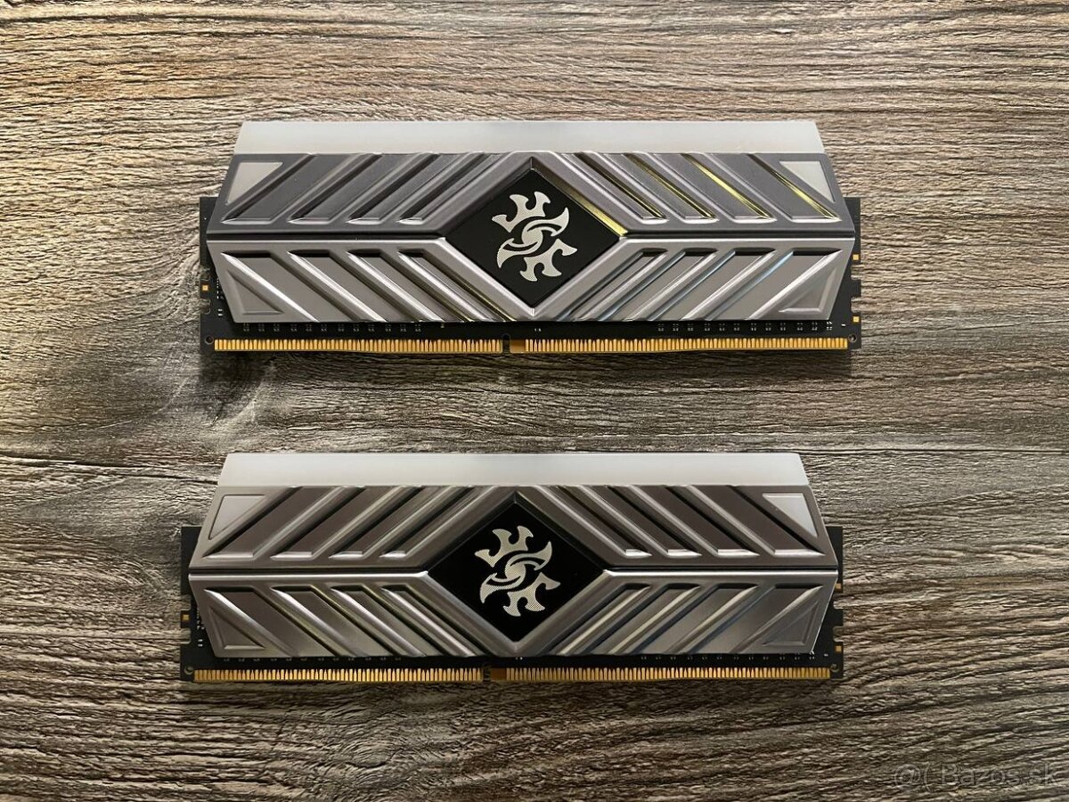 16 GB RAM ADATA XPG RGB DDR4 (2 x 8 GB) - 2