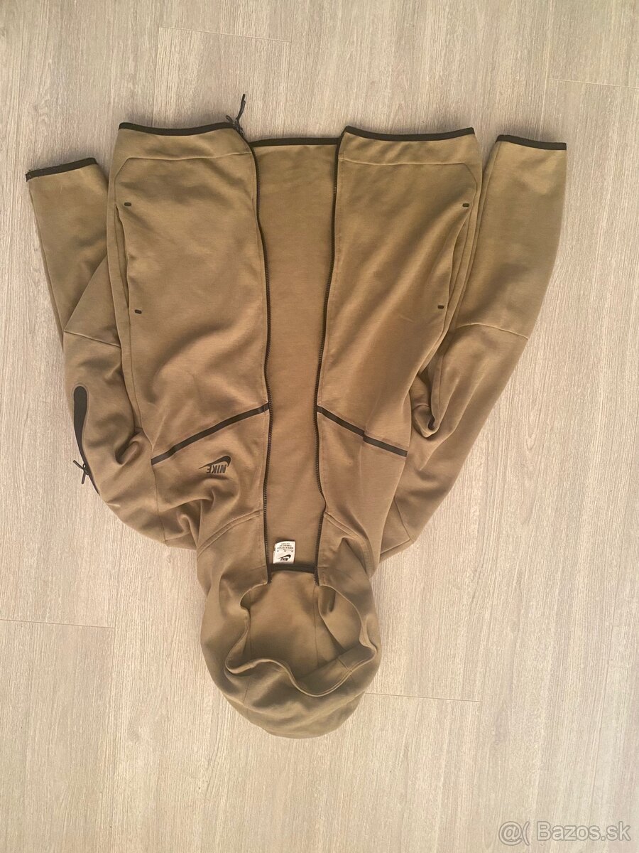 Nike Tech Fleece Windrunner Olive – veľkosť M – 40€ - 2