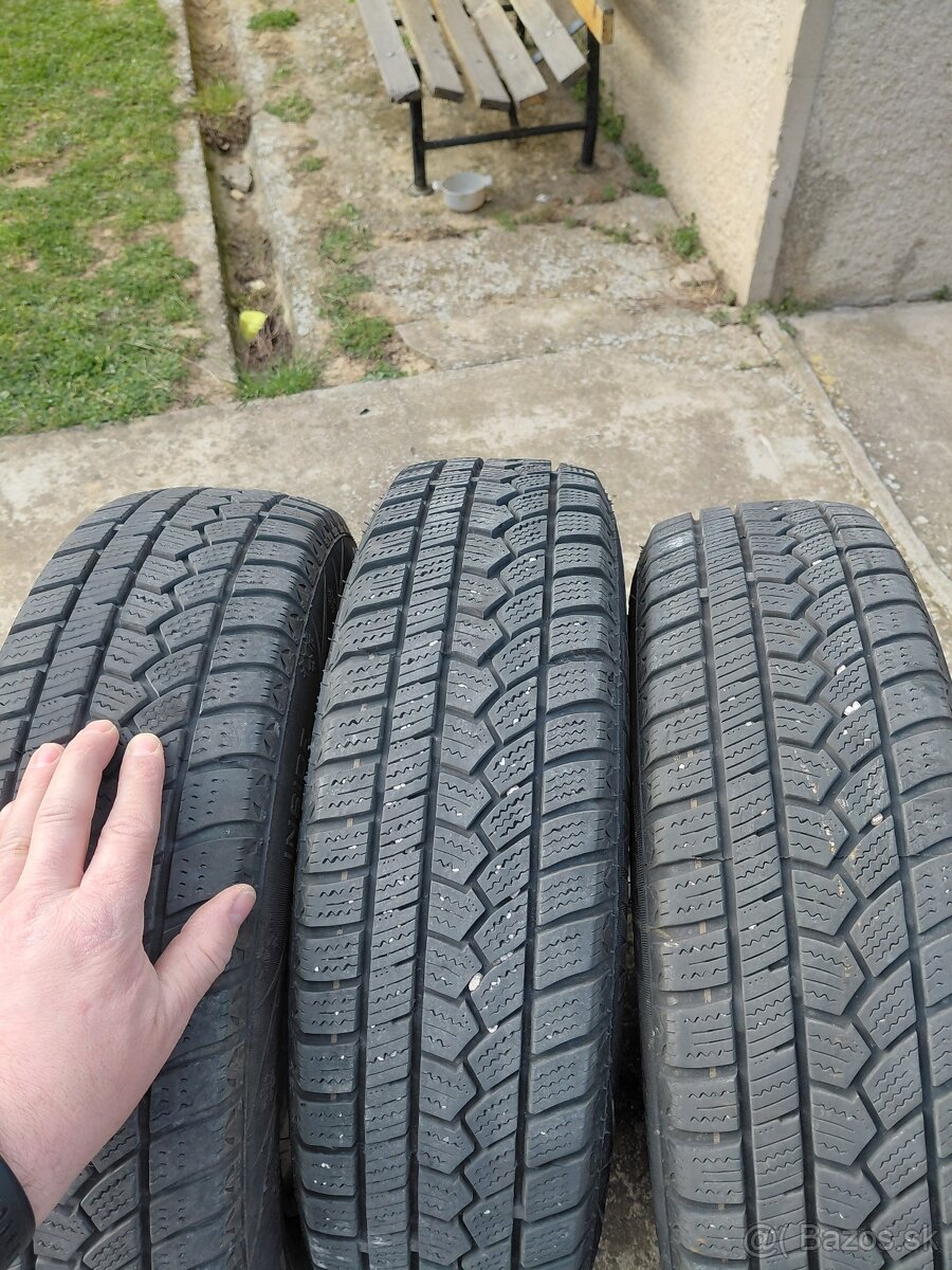 Celoročné pneu 165/70 R14 - 2