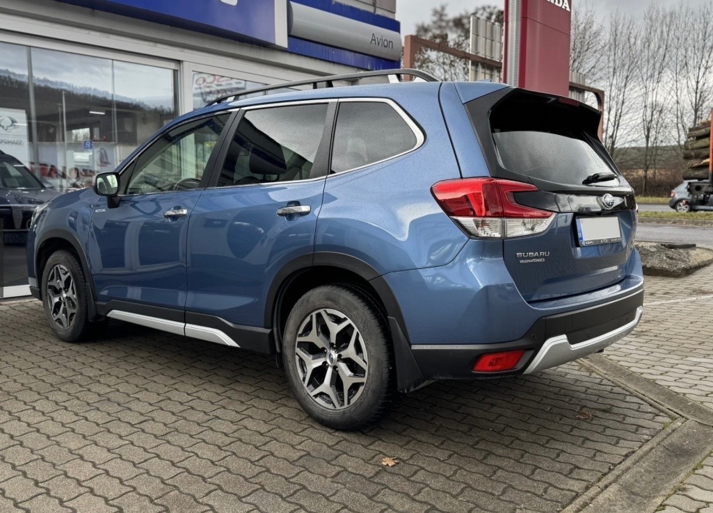 Subaru Forester 2.0i e-Boxer mHEV Style Lineartronic - 2