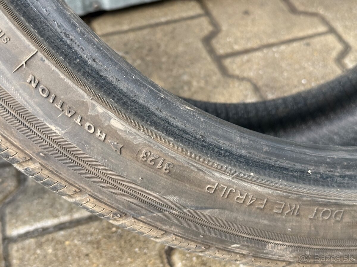 Zimné Pneu 255/35 r19 31/23 - 2
