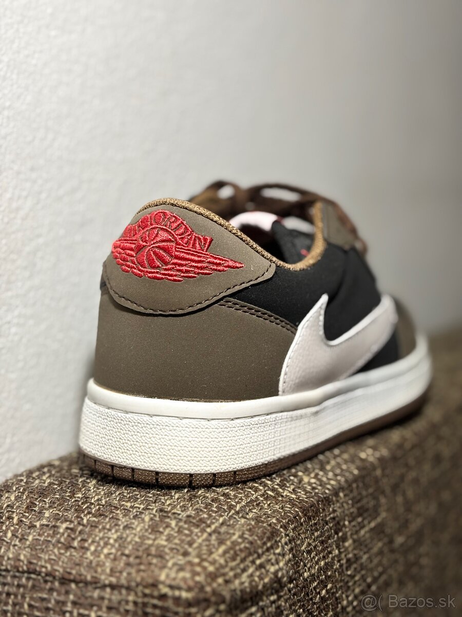 Nike Travis Scott - 2