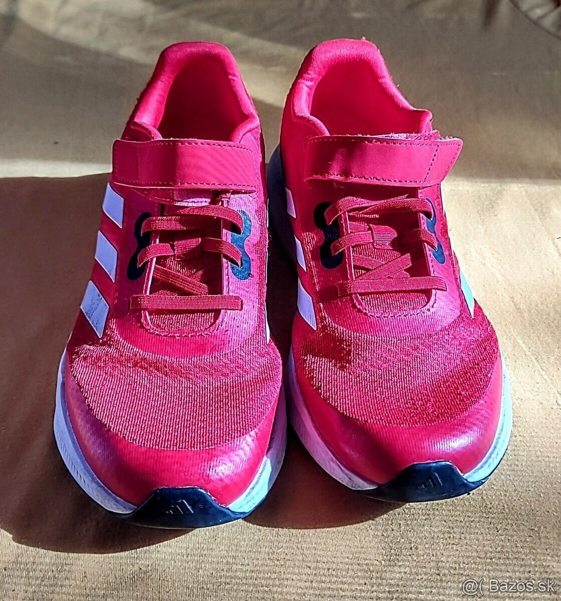 Adidas-veľmi zachovalé - 2