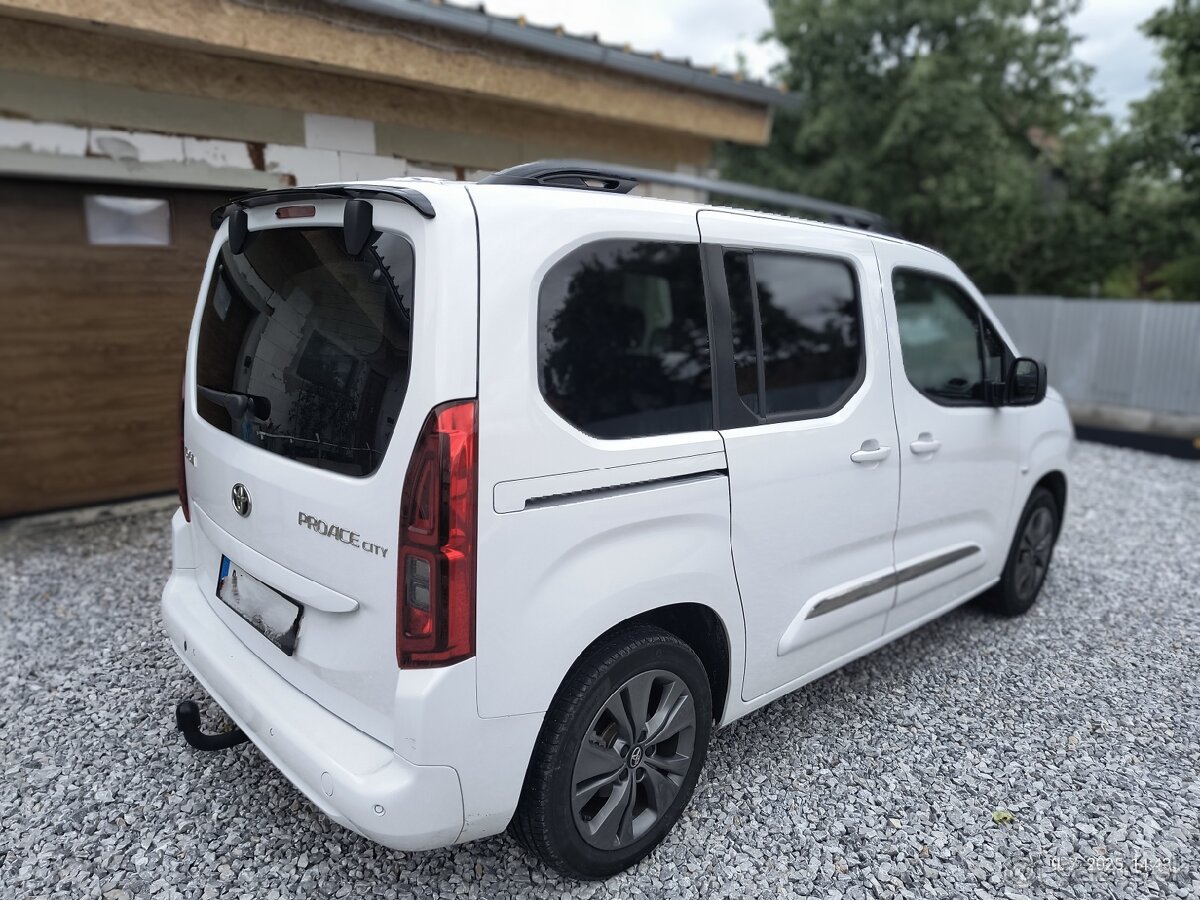Toyota proace city verso Family - 2
