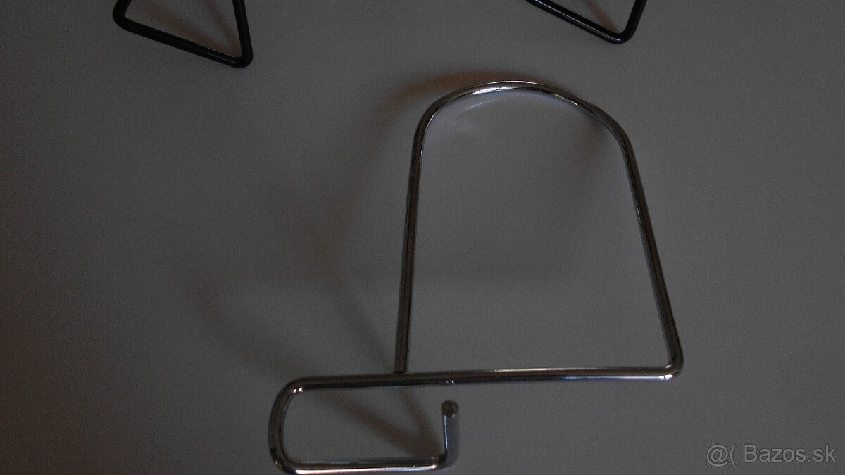 Kovový držiak kníh IKEA - 2