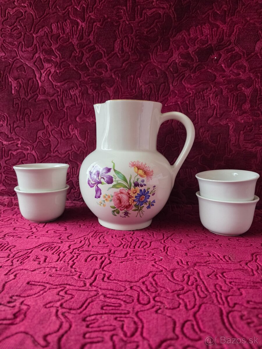 Džban a kališky. - 2