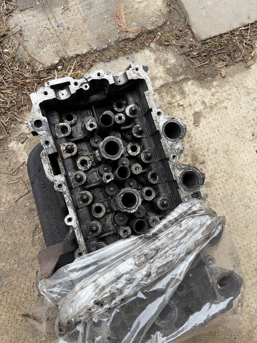 Hlava focus 1,6tdci - 2