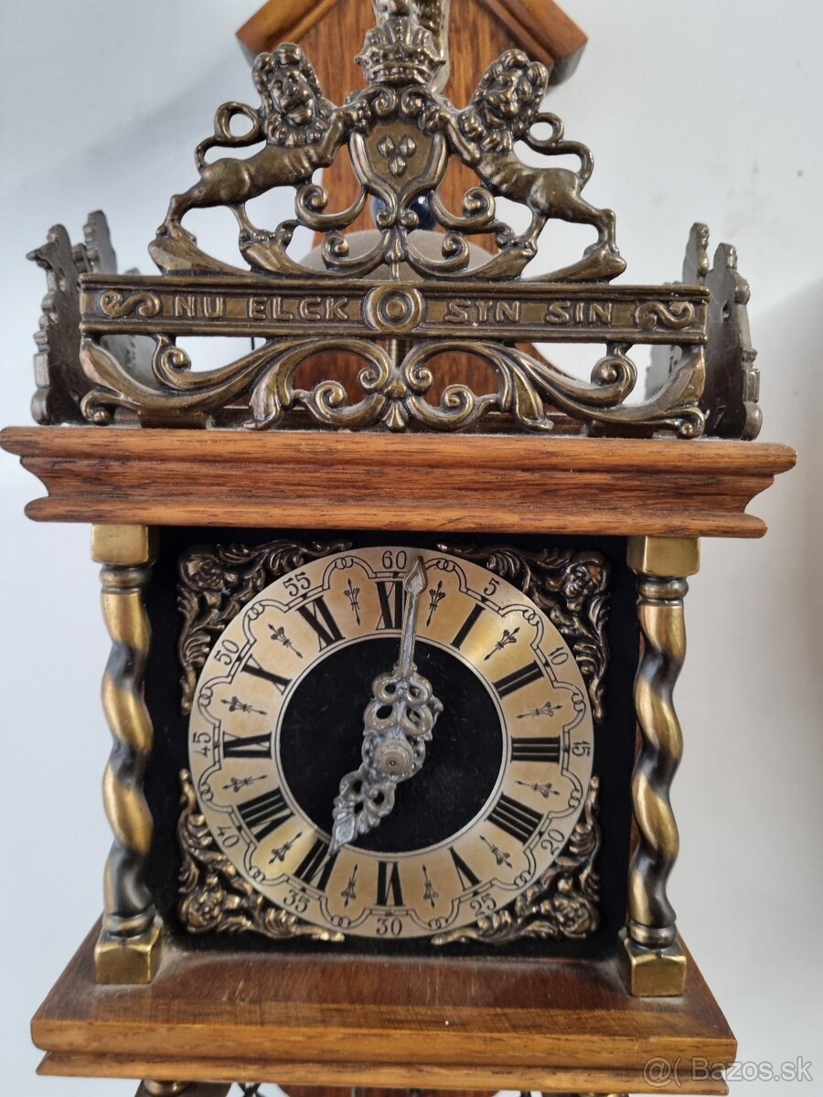 Nástenné hodiny wuba syn sin.. - 2