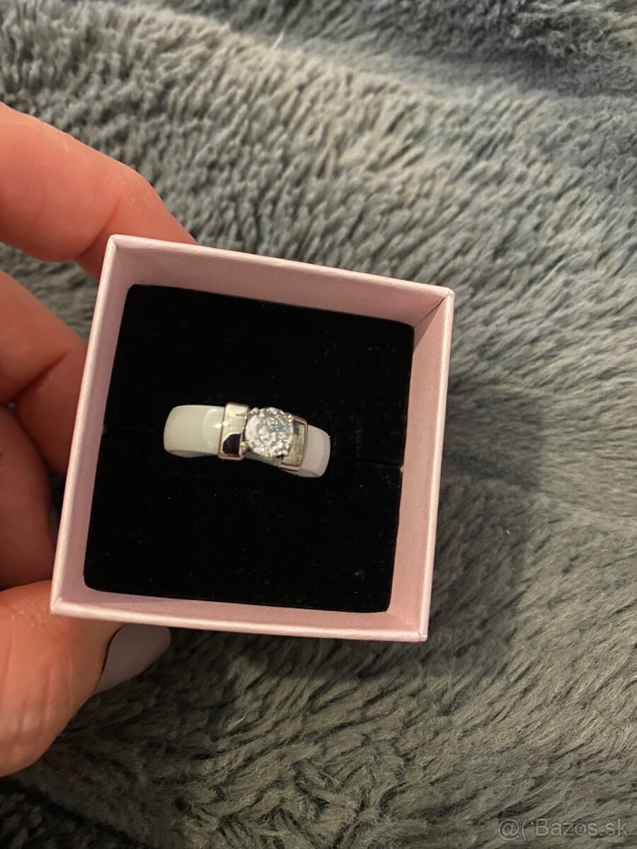 Prsteň - 2