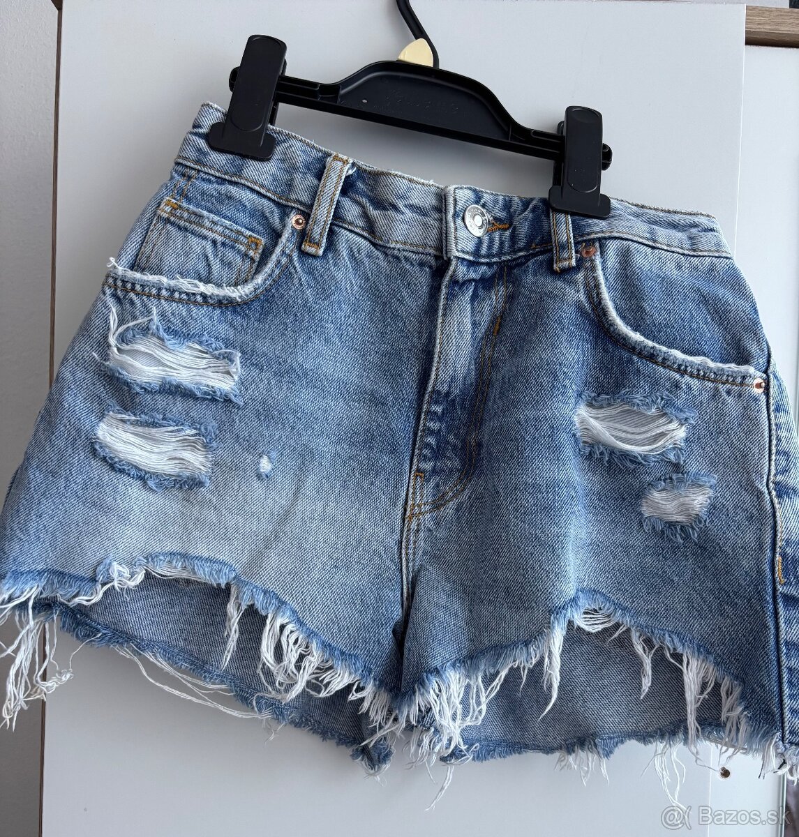 Mix dámskeho oblečenia - 2