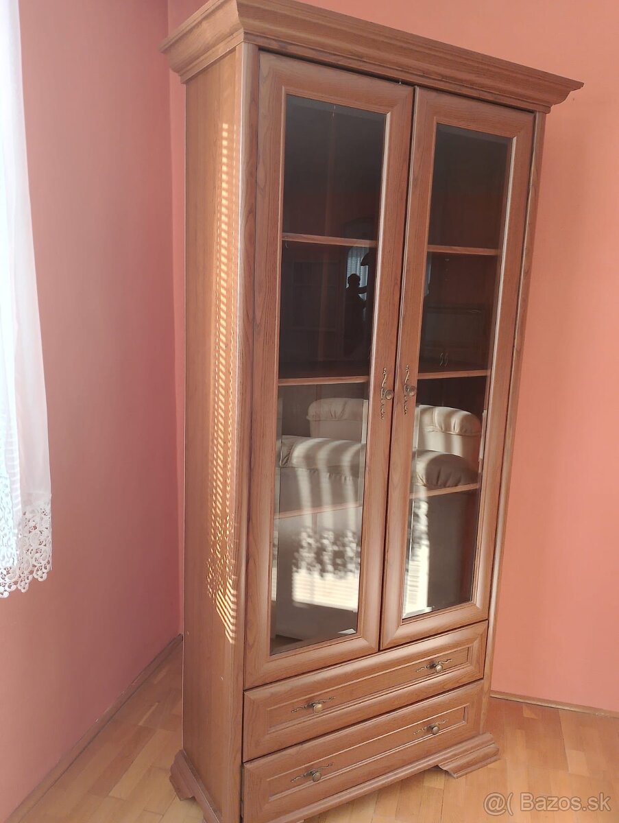 Predám obývaciu stenu + TV stolík – 200 € - 2