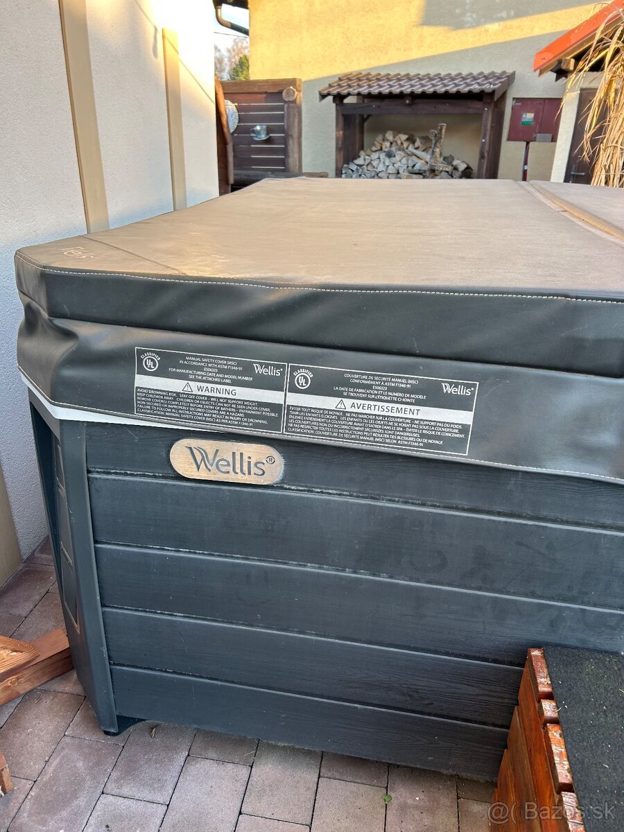 Vírivka Jacuzzi Wellis - 2