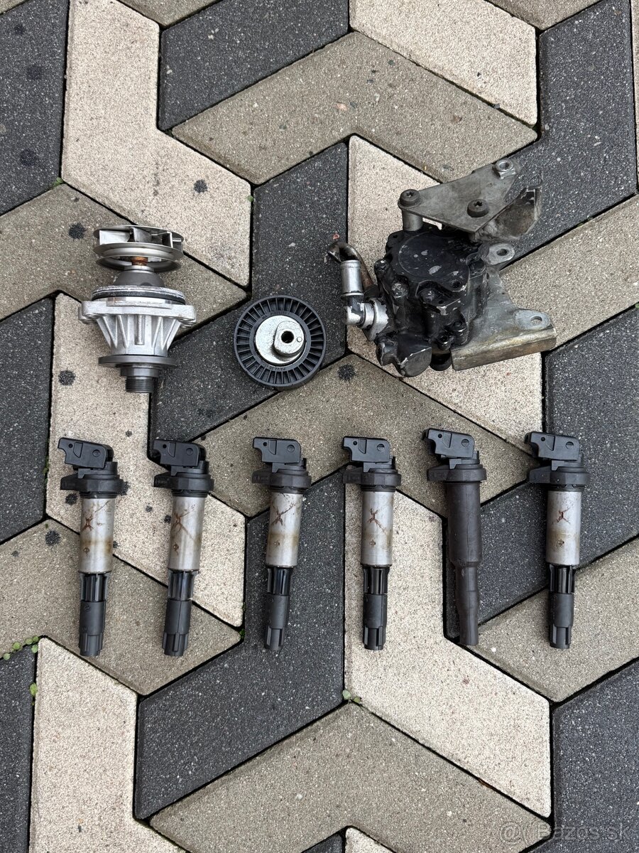 Náhradné diely BMW E46 325CI M54B25 - 2