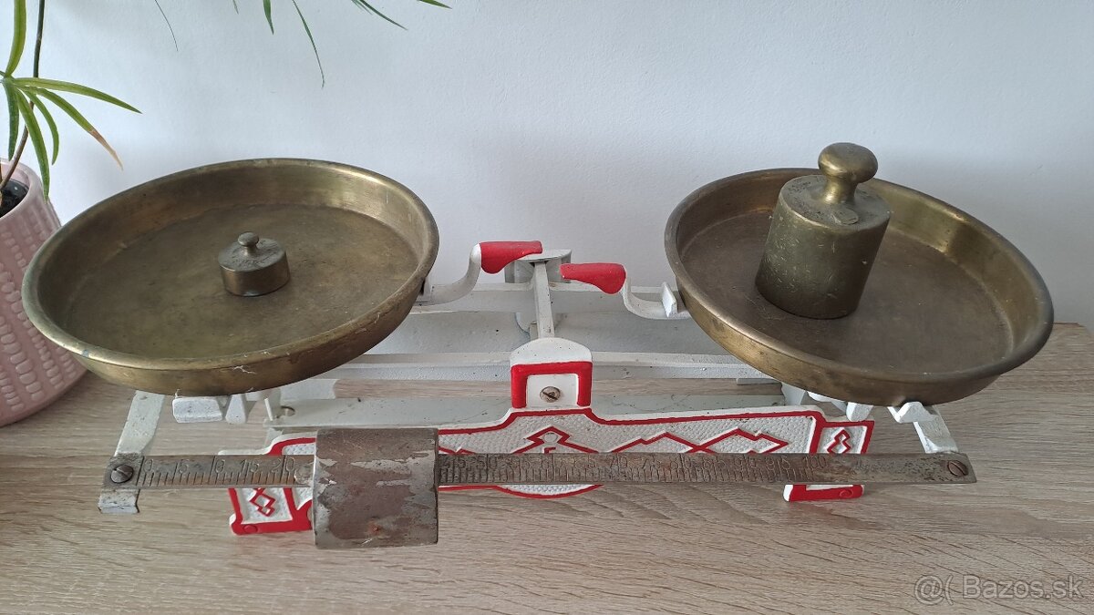 Retro kuchynská váha so závažím - 2