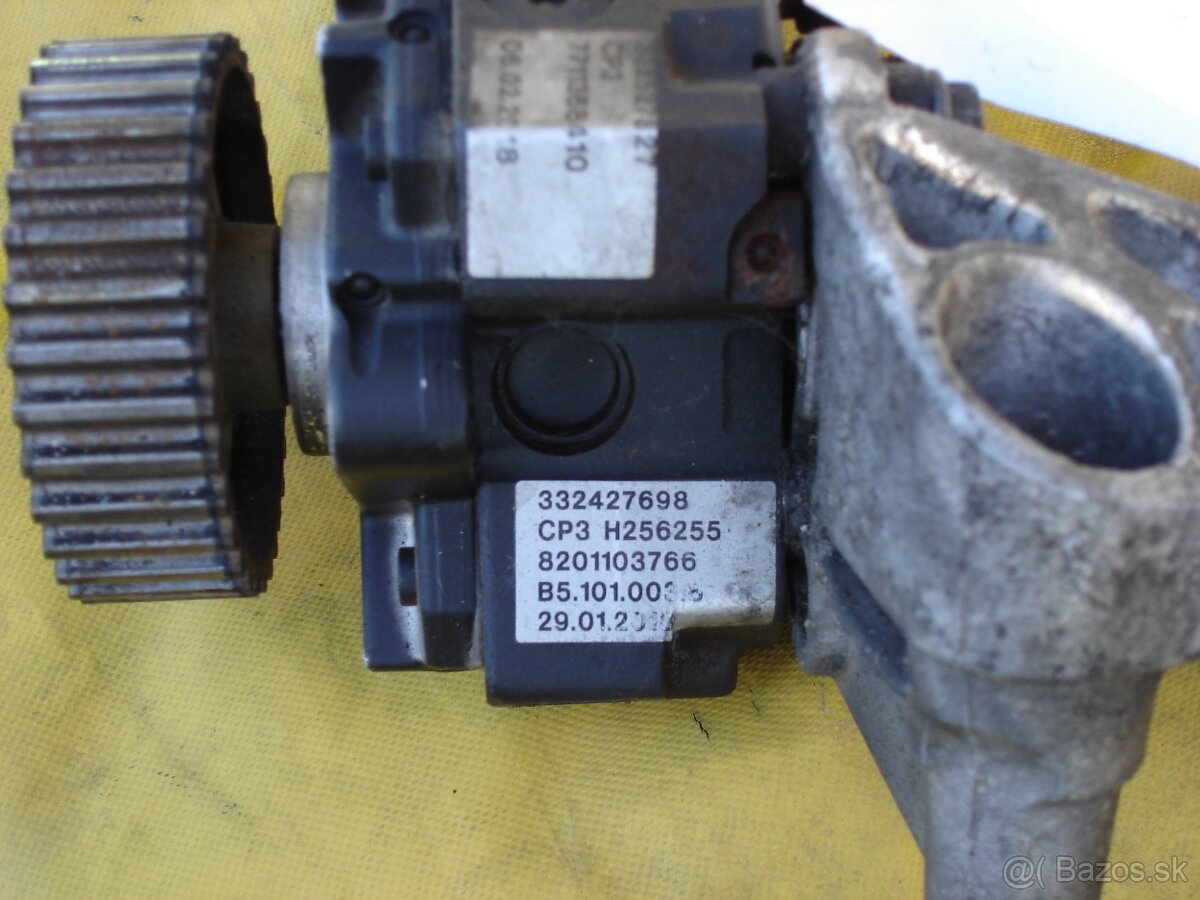 Renault Scenic-vstrekovacie čerpadlo - 2