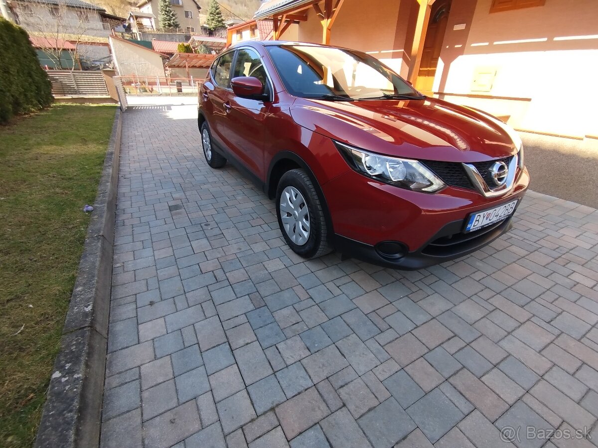 Nissan Qashqai 1,2 DIG-T benzín - 2