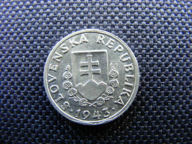 dva staré slovenské 20 halierniky - 2