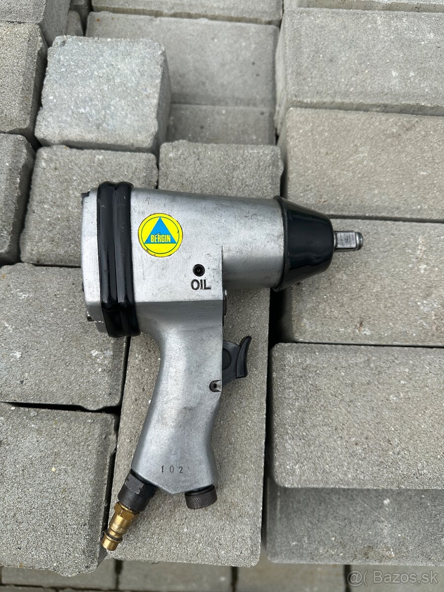 Pneumatický rázový uťahovák Bergin 1/2" - 2