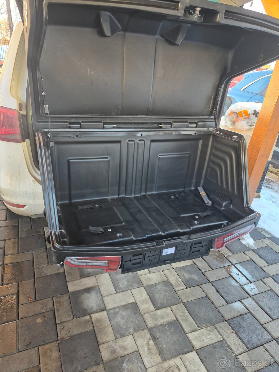 Zadny box a nosic bicyklov - 2