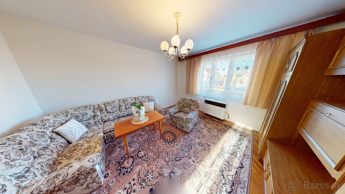 Rodinný dom v obci Bojná - 2