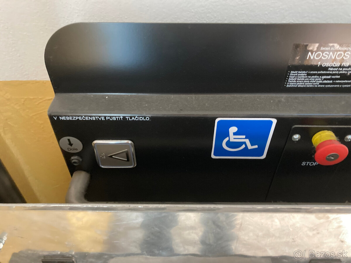 Šikmá schodisková plošina SPZ 225 - 2