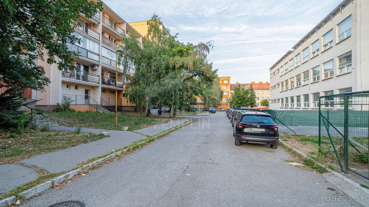 Svetlý 1,5i byt s loggiou v srdci Košíc - 2