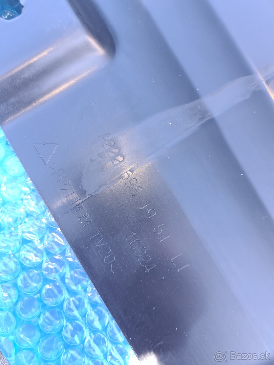 Prahy a lišty Predných dverí Mercedes w222 sclasse v12 amg - 2