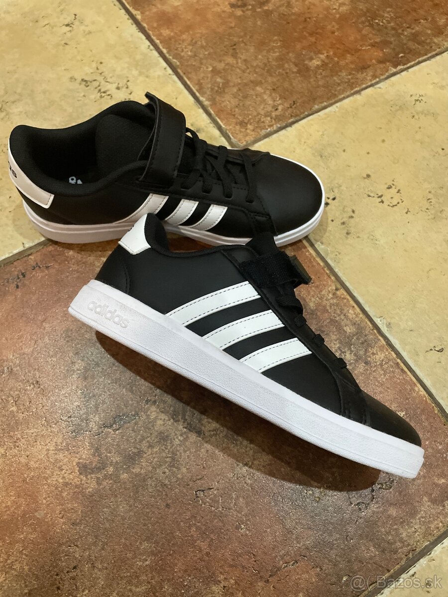 Chlapčenské tenisky adidas - 2