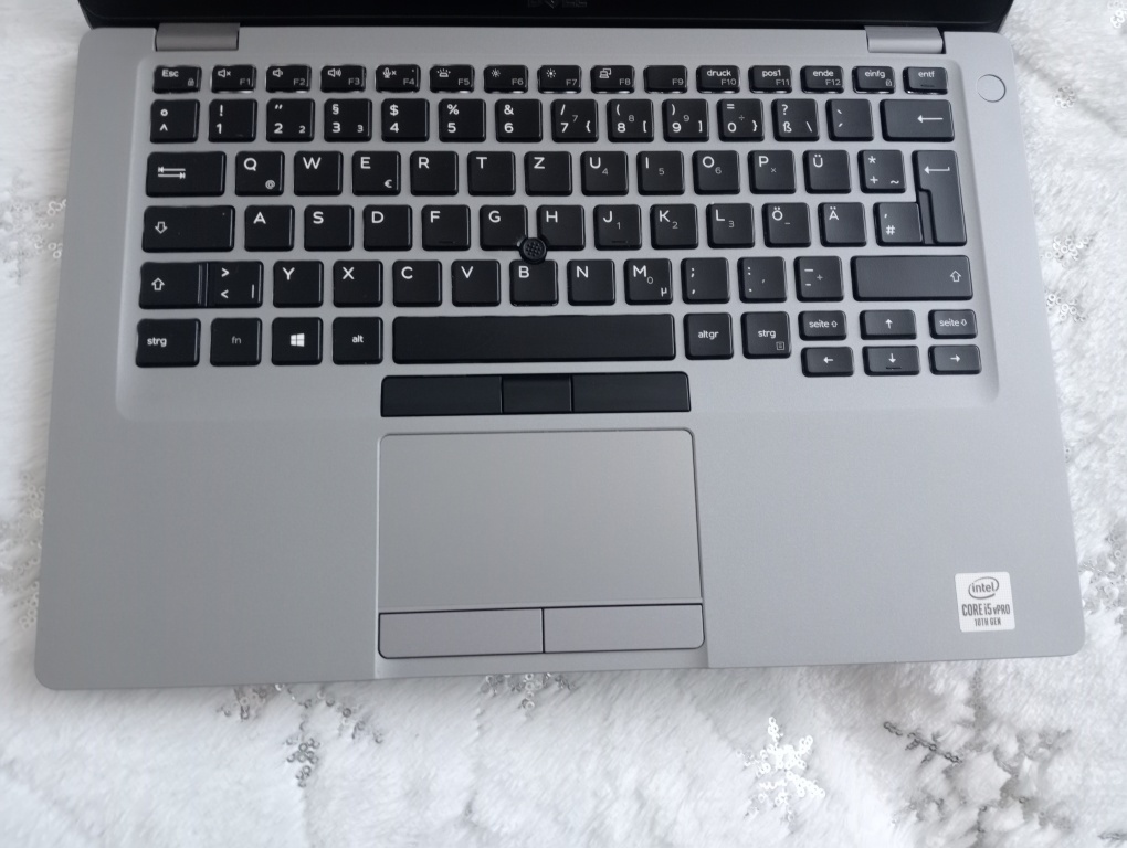 predám Dell Latitude 5410 , Intel i5 , 16gb ram , Win 10 - 2