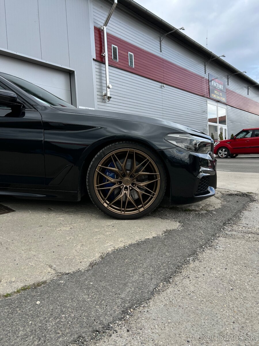 2018 BMW M550i Xdrive G30 - 2